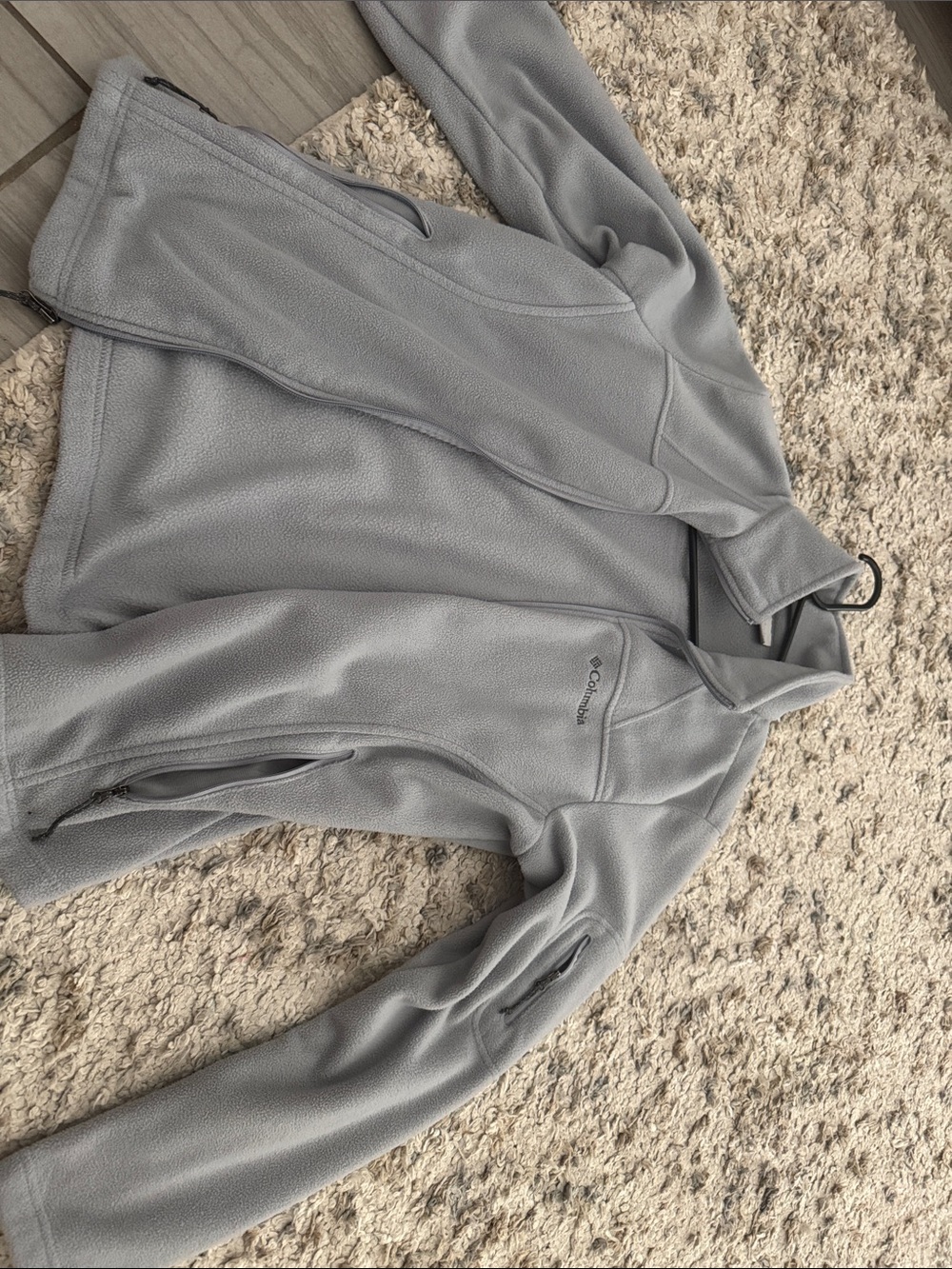 Columbia Men's Light Gray Zip-Up Fleece Jacket